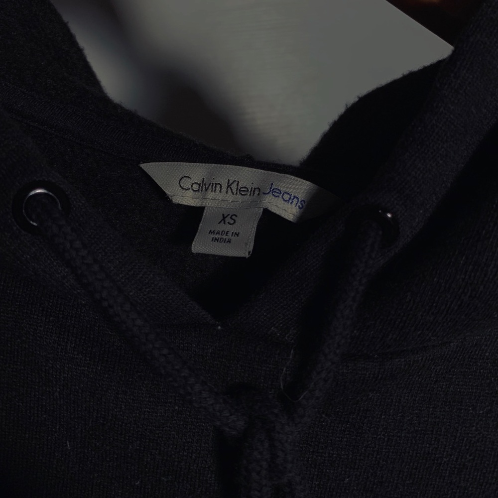 Calvin Klein Vintage Logo Hoodie - Picture 5 of 6